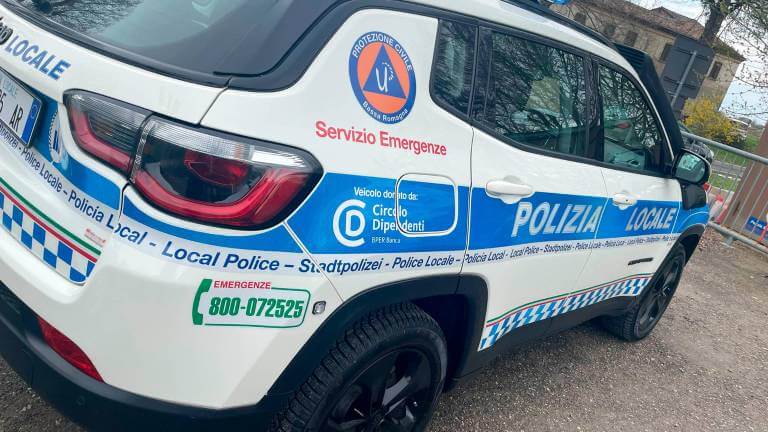 Dal Circolo dipendenti Bper un nuovo mezzo 4×4 e varie attrezzature per interventi della Protezione civile