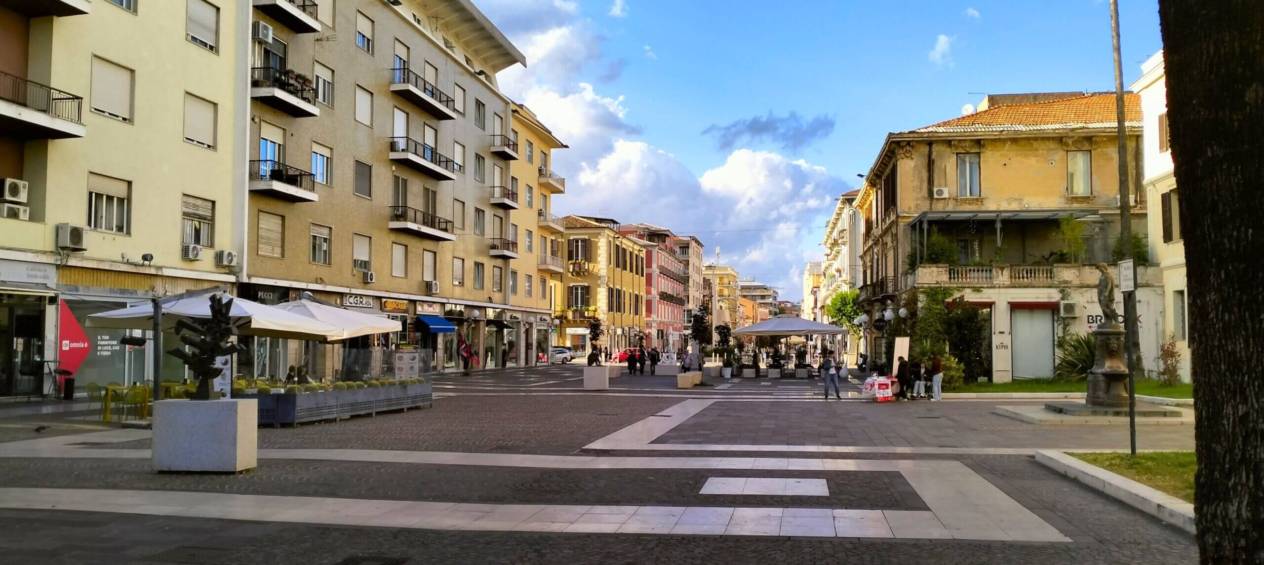 cosenza piazza A scaled