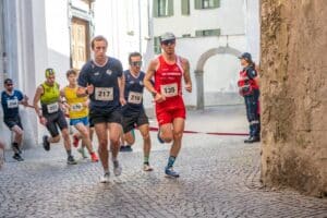 37° TROFEO MORBEGNESE - MORBEGNO (SO) - SABATO 25 APRILE 2026 - 10KM GARA PODISTICA SU STRADA NAZIONALE 12 Foto 1