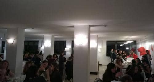WP 20151231 025 resize-889x477