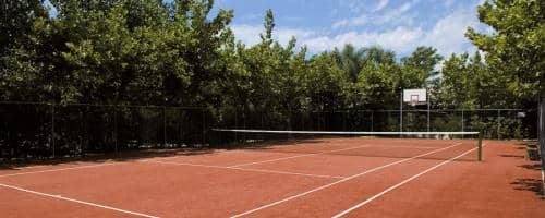 Family Village Velia Campo-da-tennis