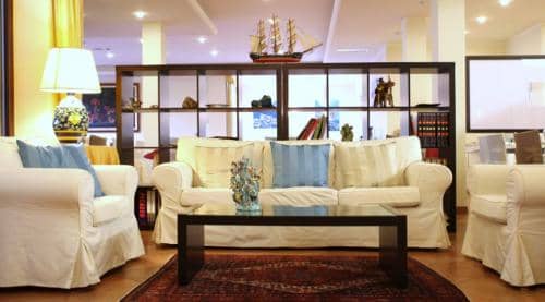 Hall1-988x549