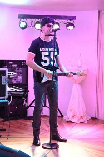 067_Cantante